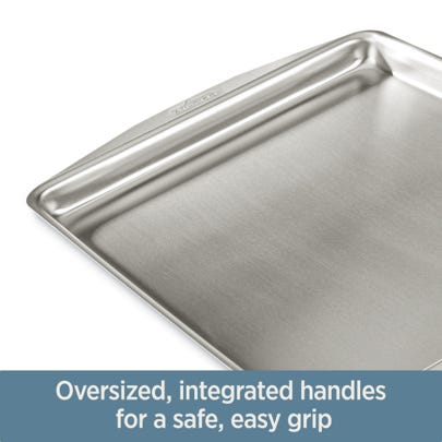 D3 Stainless Ovenware Jelly Roll Pan with Turner